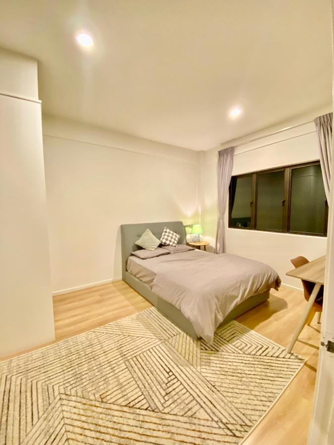 Faizal Madhi Homestay Kuching Kültér fotó