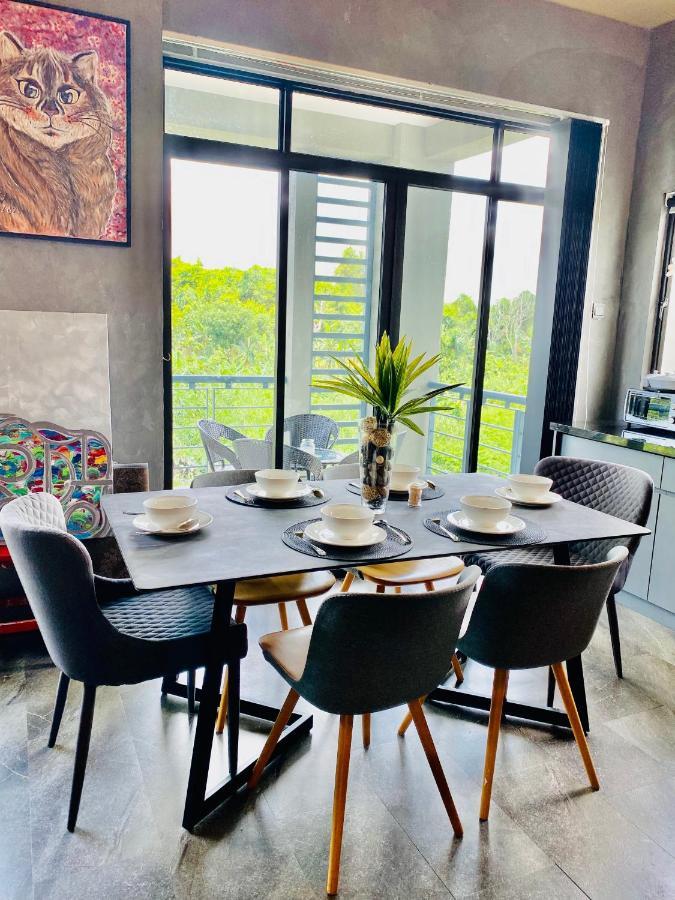Faizal Madhi Homestay Kuching Kültér fotó